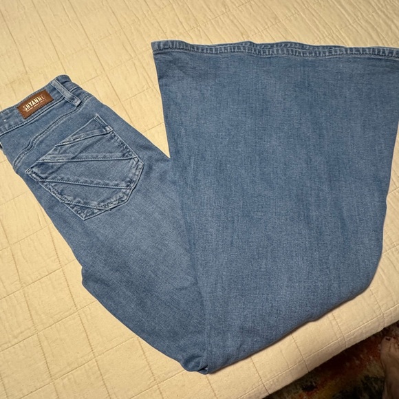 Shyanne Women's Blue Flared Jeans 28x32 - Picture 2 of 10